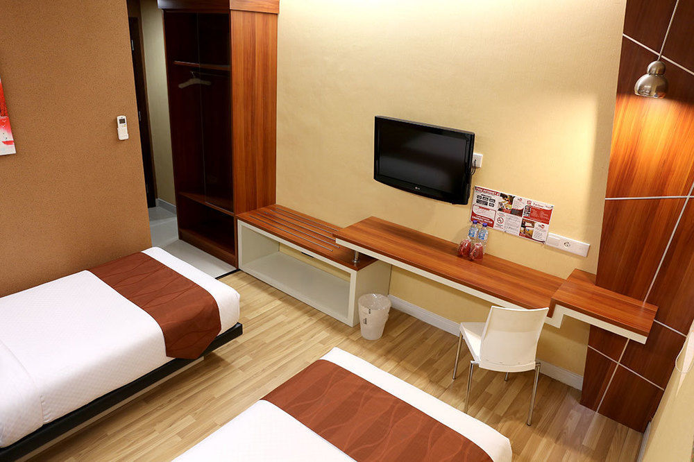 Citihub Hotel Yogyakarta Exterior foto