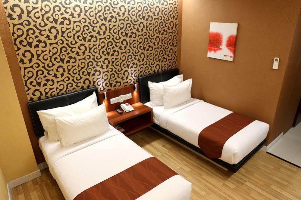Citihub Hotel Yogyakarta Exterior foto