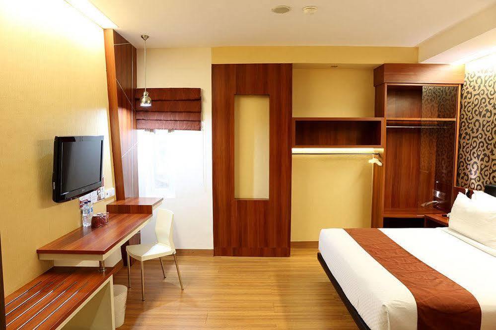 Citihub Hotel Yogyakarta Exterior foto